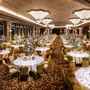 伊兹丹皇宫酒店 (Ezdan Palace Hotel)
