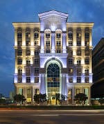 多哈华威酒店 (Warwick Doha Hotel)