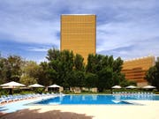 多哈丽笙酒店 (Radisson Blu Hotel, Doha)