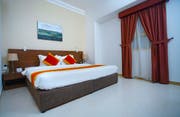 拉维拉套房酒店 (La Villa Suites Hotel)