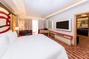 多哈丽笙酒店 (Radisson Blu Hotel, Doha)