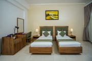 拉维拉宫酒店 (La Villa Palace Hotel)