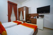 拉维拉套房酒店 (La Villa Suites Hotel)