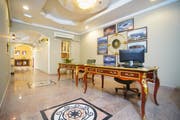 拉维拉套房酒店 (La Villa Suites Hotel)