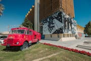 消防站画廊 (Fire Station)